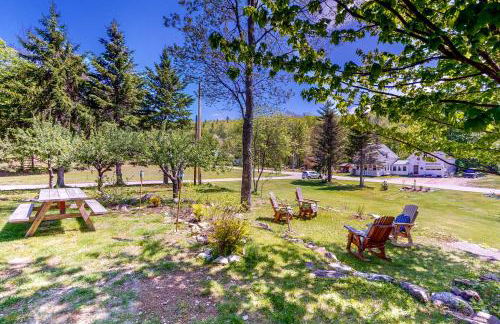 Hike, Fish, Ski! Coos Canyon Lodge in Maine - Foto 25