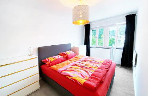 Fuchsbau unterm Krönchen - Foto 4