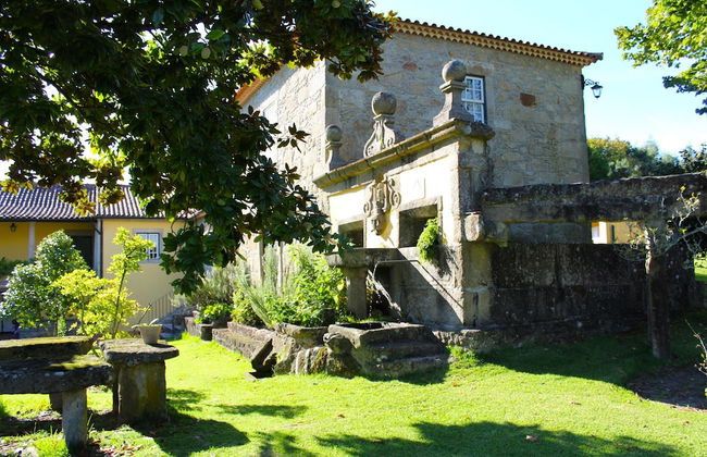 Excellent Cottage in Santa Comba With Communal Swimming Pool - Foto 33