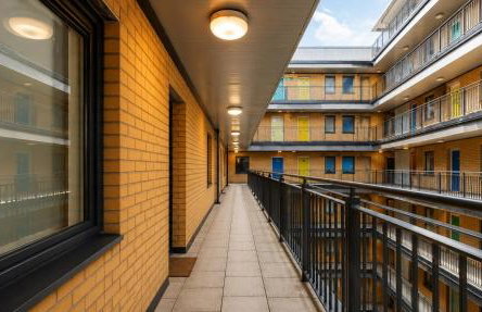 Sidemersey Livings - Relaxing Central Tailored Apartment with Free Parking, French Balcony - Foto 15