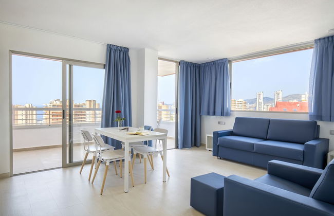 Aparthotel BCL Levante Lux - Photo 19