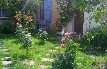 MAISONNETTE LA ROSERAIE avec terrasse proche centre ville - Foto 2