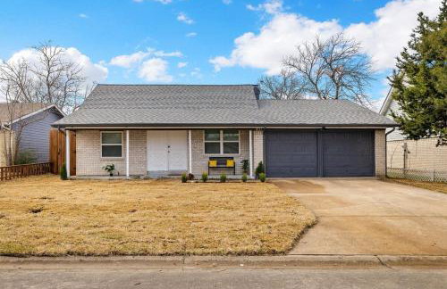 Frisco Getaway Hometel w the Spa and Outdoor Kitchen - Foto 41