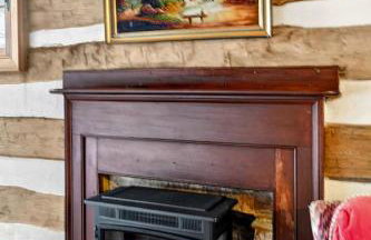 Historic Restored Farmhouse with Cowboy Cauldron Fire Pit Near Ice Mountain, Capon Bridge, West Virginia - Foto 33