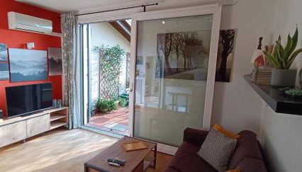 Bilocale tra città e colline. - Foto 2