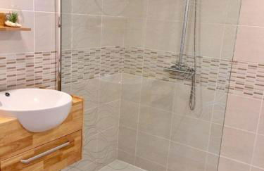 Gite aux Lauriers d'Adhémar - Foto 9