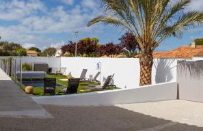 Villa Ernest, 100 m plage Saint Martin de Ré, quartier recherché de la Cible, calme absolu, piscine chauffée - Foto 5