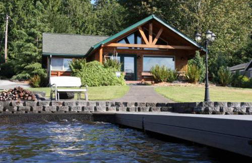 Lakeside Log Cabin! Blessings & Memories Abound! - Foto 1