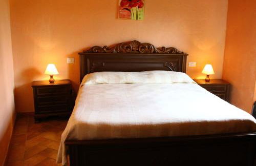 Holiday Home in Mulazzo With Natural Pond - Foto 4