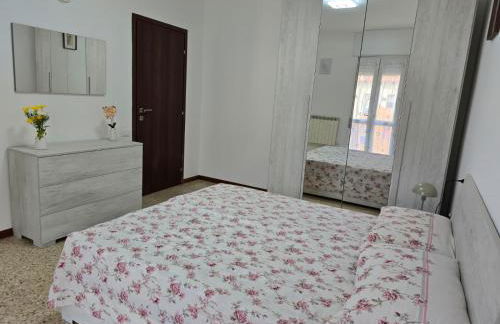 A due passi dalle terme e dal lago - Photo 14