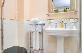 The Doune, Luxury Traditional Country House with hot tub - Photo 25