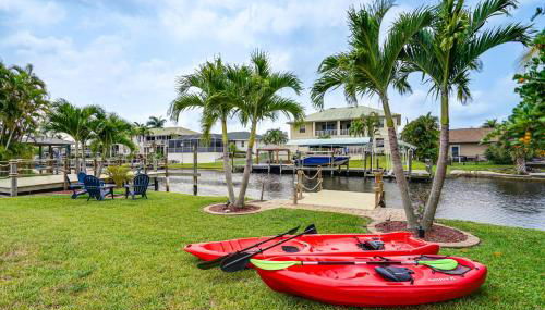 Waterfront Fort Myers Home Private Pool and Dock - Foto 4
