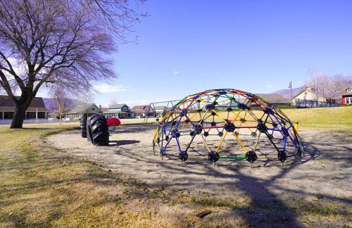 Oasis Cottage- Waterfront experience without the expensive fee! - Foto 25