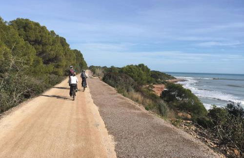 Stylish & cosy 3 bed apartment! - Photo 4