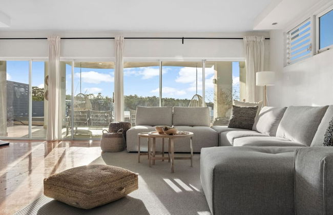 Vistamar Private Waterfront Home Pool - Photo 51