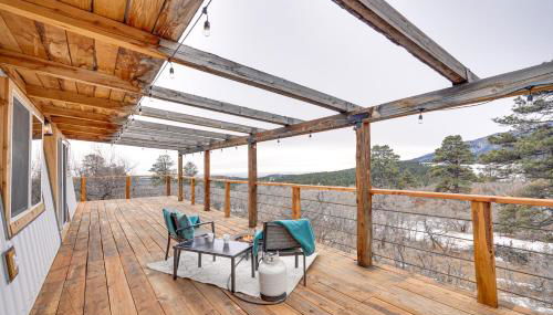 Idyllic Rye Cabin Deck with Mountain Views! - Foto 2