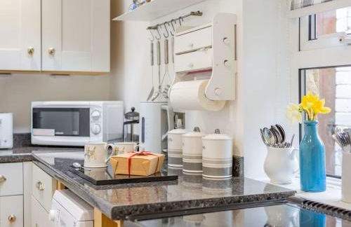 Juliet Cottage, late Georgian treasure, charming, cosy and historic, only a short walk to Alnwick Castle - Foto 8