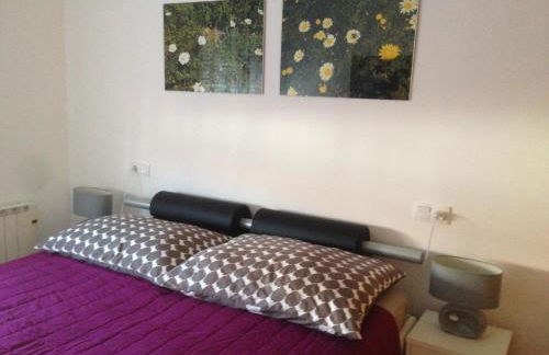 3 BEDROOM LUXURY PENTHOUSE, BEACH, POOL, and GOLF, WIFI, Large TV SATELLITE,GARAGE - Foto 14