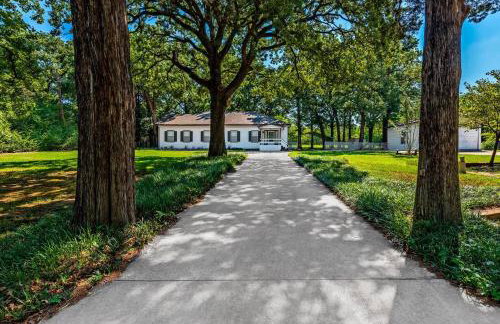 Entire Home! Fantastic Kitchen! 3 Full Baths - Foto 33