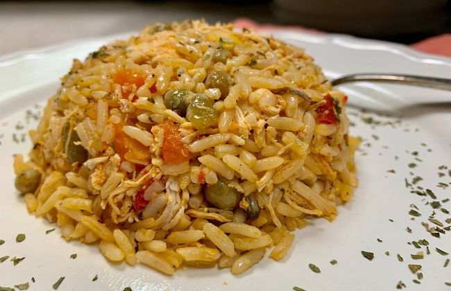 Impressively designed and decorated 3rd-floor space overlooking pool in Coco - Photo 37