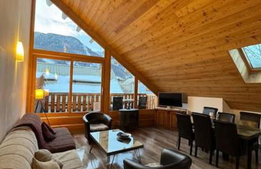 APT lumineux 8 à 13 pers, au pied des pistes - Photo 1