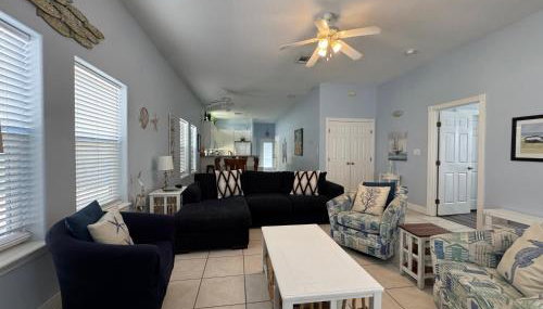 Coastal Cutie by Silver Sands Vacation Rentals - Foto 1