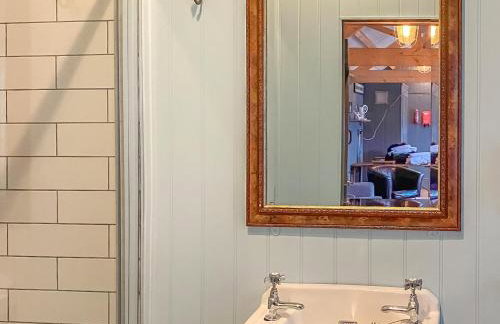 Southfield Workshop - Foto 6