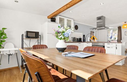 Tucan - Rooftop Terrace with View, BBQ, PS4+Stream - Foto 7