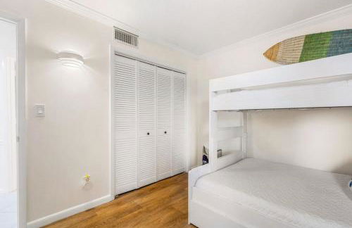 Hutchinson Island Beach Condo - Photo 7