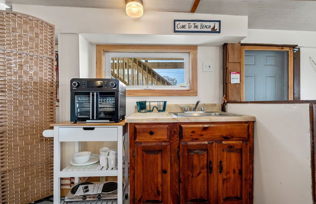 Beachfront Pet Friendly Sleeps 15 Bbq! - Photo 32