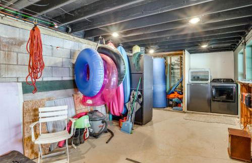 Fish and Boat on Lake of the Ozarks Waterfront Home - Foto 17