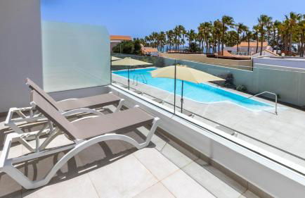 Calm Beach Apartments - Photo 25