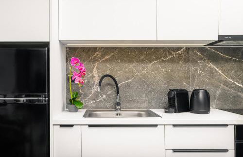 Limi Deluxe Sea View Suites - Private Pools - Foto 43