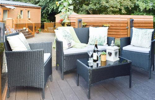 Riverside Lodge - Photo 22