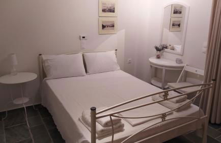 Balkonikarystos (To Mpalkoni tis Karistou) - Foto 3