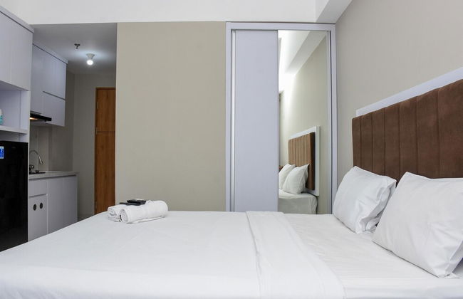 Comfort Studio at LRT City Jatibening Apartment - Photo 5