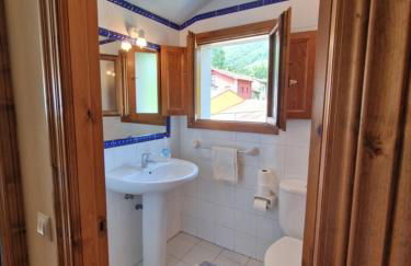 La Casona de Pascueru de POO DE CABRALES - Foto 27