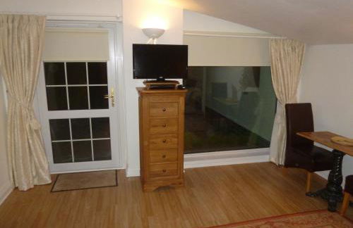 Garden Suite - Photo 20