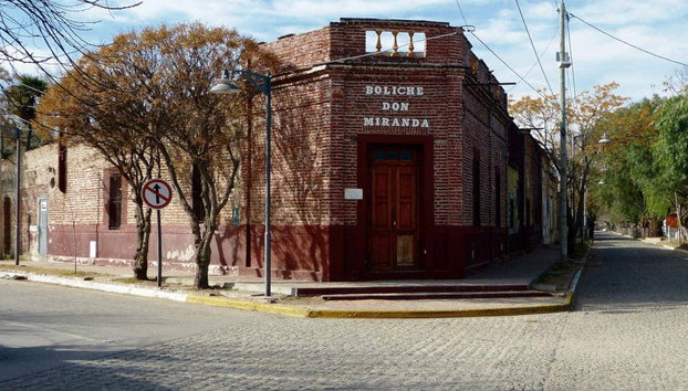 Excursión a Villa Mercedes - Foto 2, Bolinche Don Miranda, en la calle Ancha de Villa Mercedes