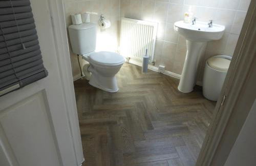 The Shakespeare Lodge - Sleeps up to 12 - 2 HOT TUBS - Foto 59