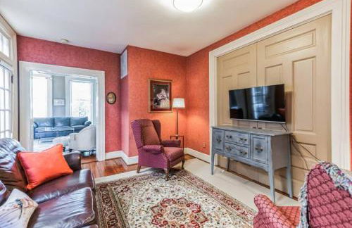 Historic Petersburg Row Home - Foto 4