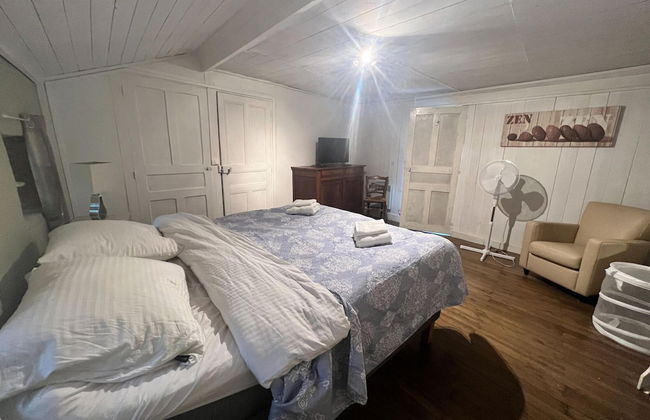 Holiday Home in Loubigne With Pool & Terrace - Photo 5