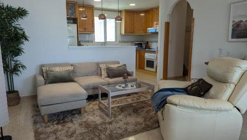 Preciosa casa con terraza y piscina R106 by Novadesta - Foto 4