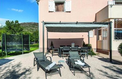 Nice Home In Prugovo With Jacuzzi - Foto 11