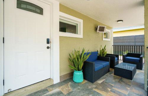 2 BD Home w/ Private Parking, Private Yard & W/D - Photo 29