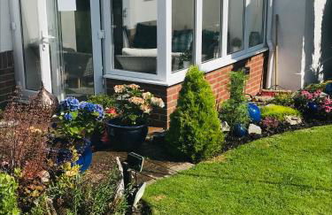 Sunnyside - Large Seaside Home with views and Hot Tub - Foto 42