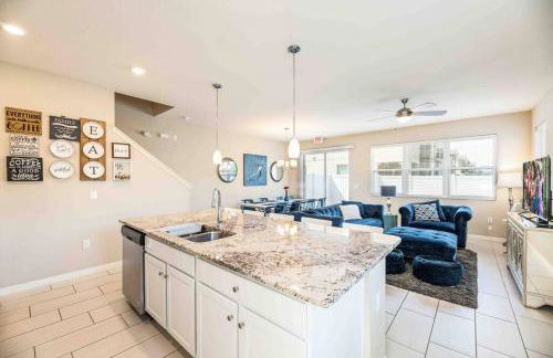 SUPER CHIC - 4 Bedroom TOWNHOME IN DISNEY AREA - Foto 6
