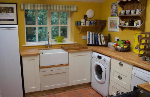 Bittles Cottage - Photo 5