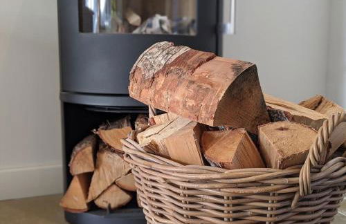 Hearnesbrook Barn , Emsworth - Photo 4