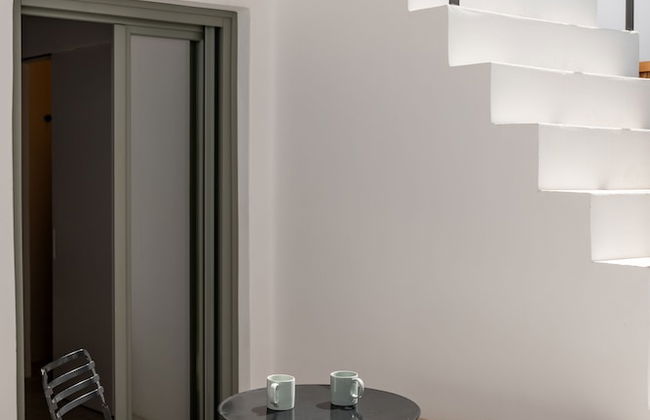 aniko suites White Alley - Photo 25